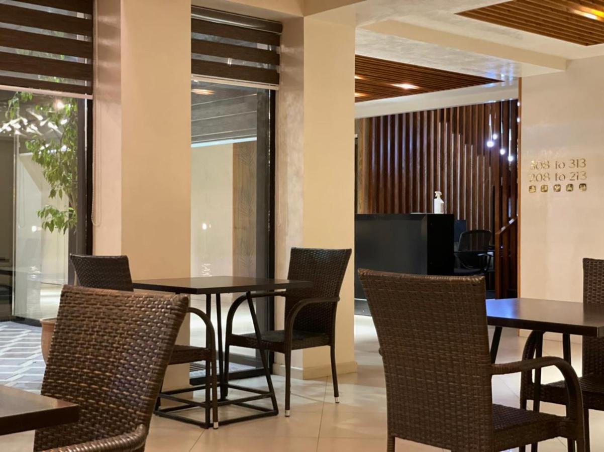 Barhat Hotel & Spa Тараз Екстериор снимка