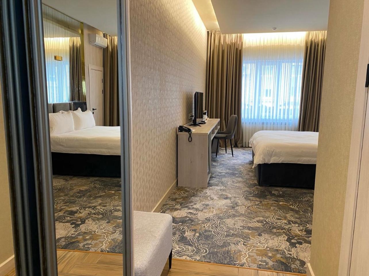 Barhat Hotel & Spa Тараз Екстериор снимка