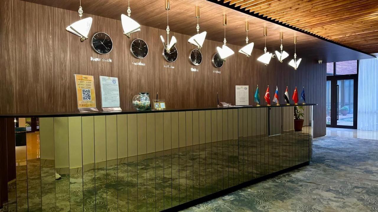Barhat Hotel & Spa Тараз Екстериор снимка
