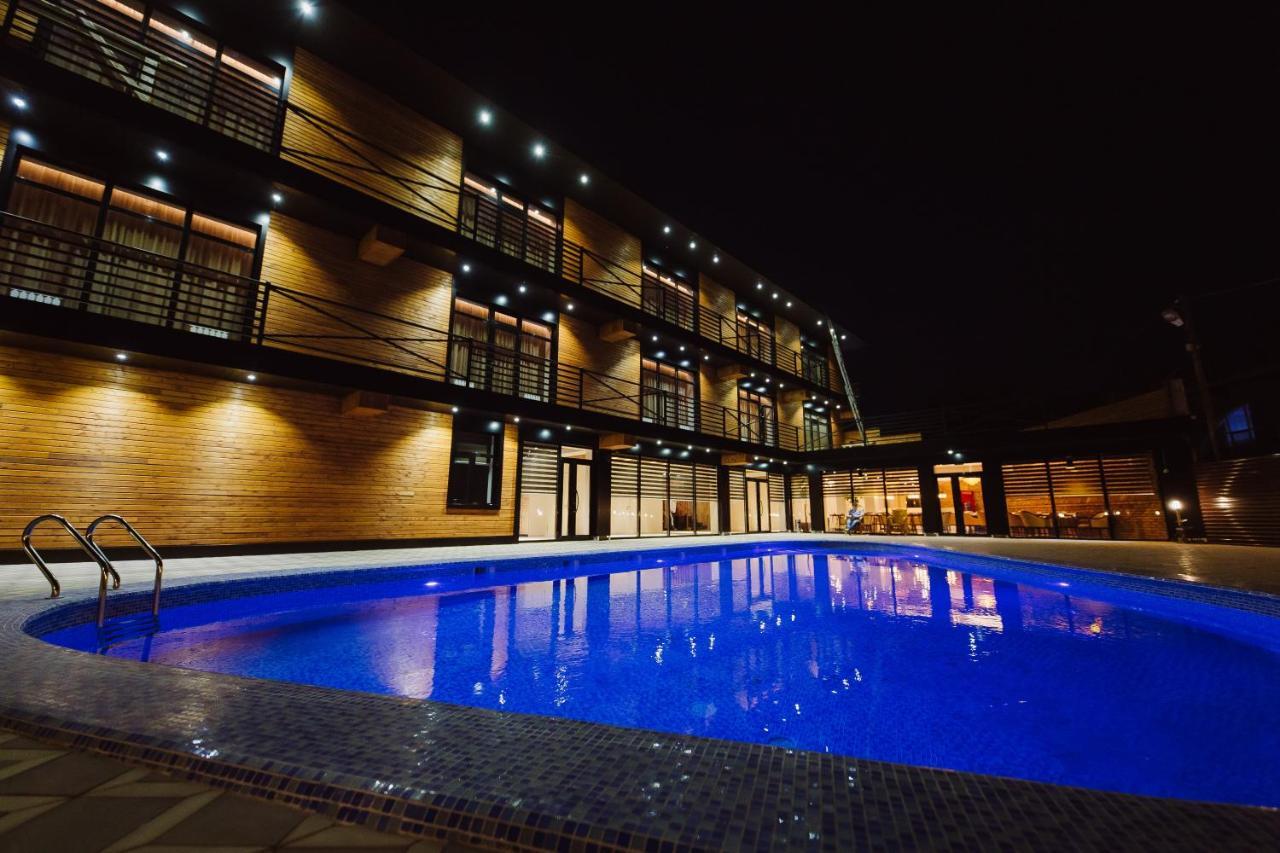 Barhat Hotel & Spa Тараз Екстериор снимка