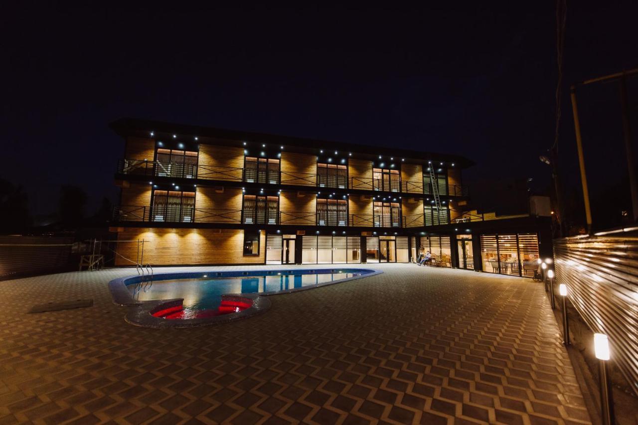 Barhat Hotel & Spa Тараз Екстериор снимка