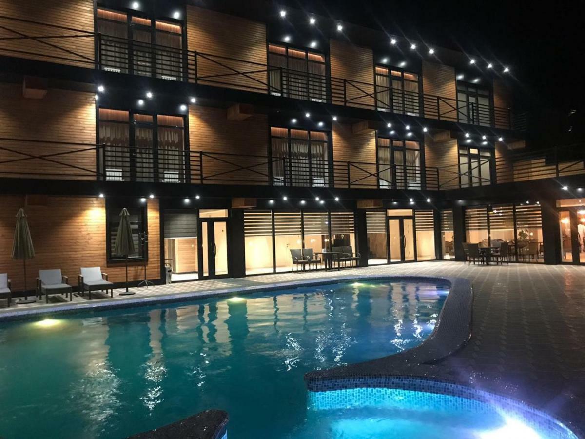 Barhat Hotel & Spa Тараз Екстериор снимка