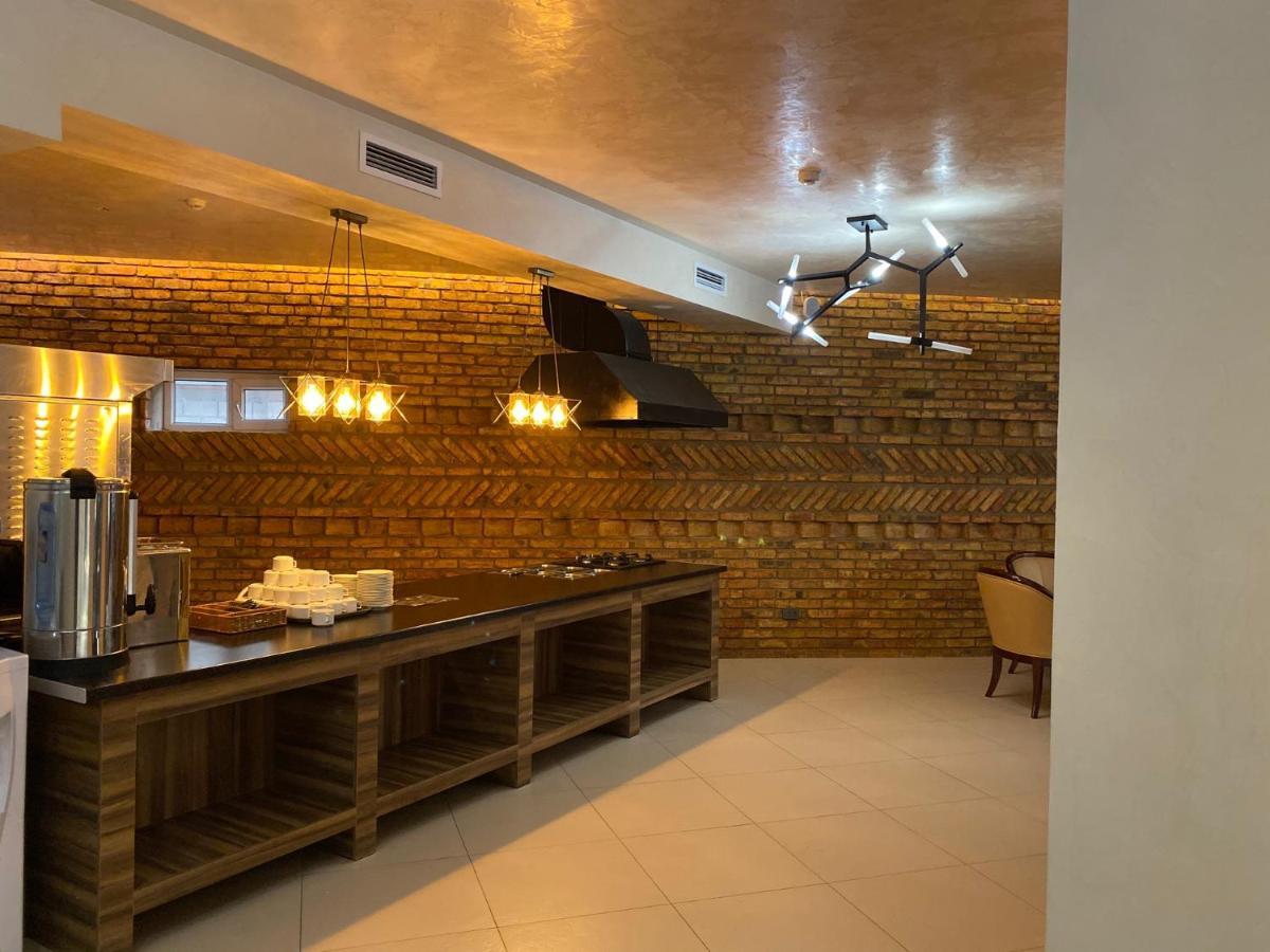 Barhat Hotel & Spa Тараз Екстериор снимка